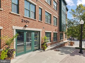 2101 N Monroe Street 212, Arlington VA 22207