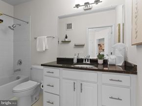 2101 N Monroe Street 212, Arlington VA 22207