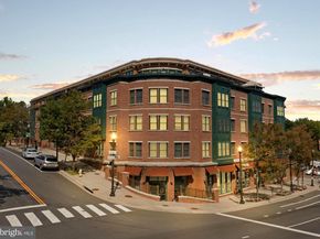 2101 N Monroe Street 212, Arlington VA 22207