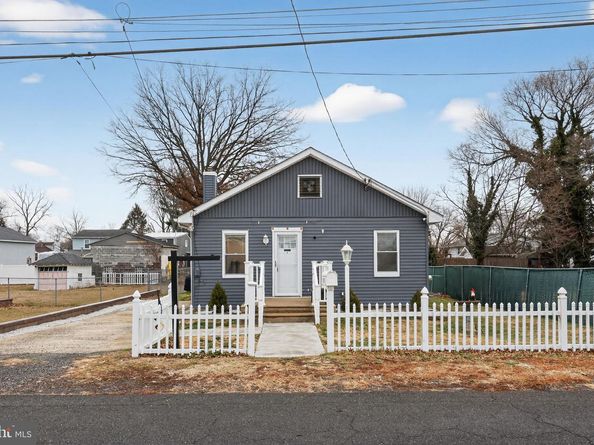 909 Third Avenue, Croydon PA 19021