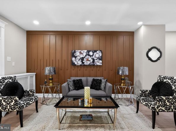 317 E Rockland Street, Philadelphia PA 19120