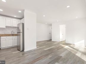 7354 Lee Highway T2, Falls Church VA 22046