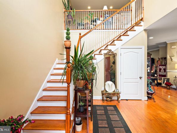 29 W Upsal Street, Philadelphia PA 19119