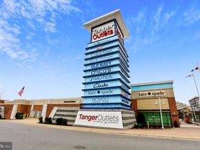 4007 1st Street SW, Washington DC 20032