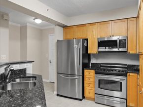 3101 N Hampton Drive 1005, Alexandria VA 22302