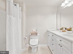 3101 N Hampton Drive 1005, Alexandria VA 22302