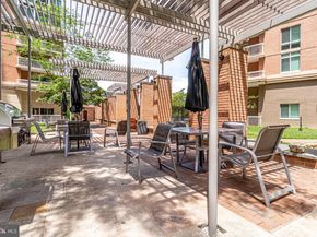 3101 N Hampton Drive 1005, Alexandria VA 22302