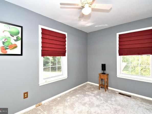 21 Violet Lane, Newtown PA 18940