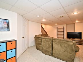21 Violet Lane, Newtown PA 18940