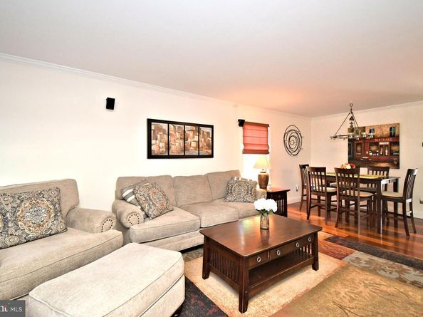 21 Violet Lane, Newtown PA 18940