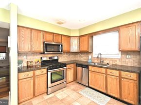 21 Violet Lane, Newtown PA 18940