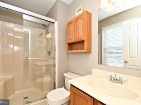 21 Violet Lane, Newtown PA 18940