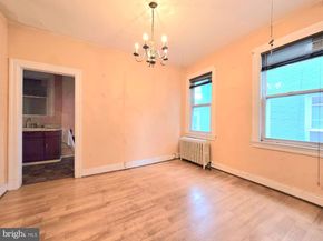 613 Roxboro Place NW, Washington DC 20011
