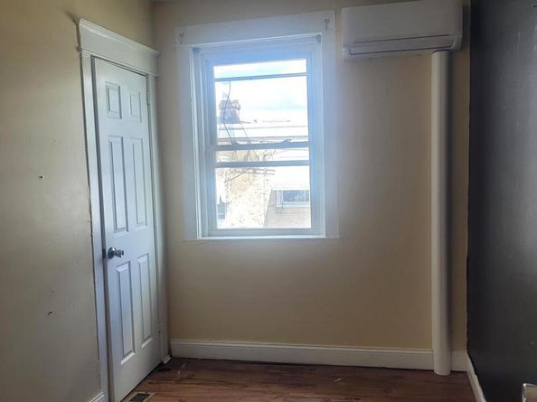5563 Blakemore Street, Philadelphia PA 19138