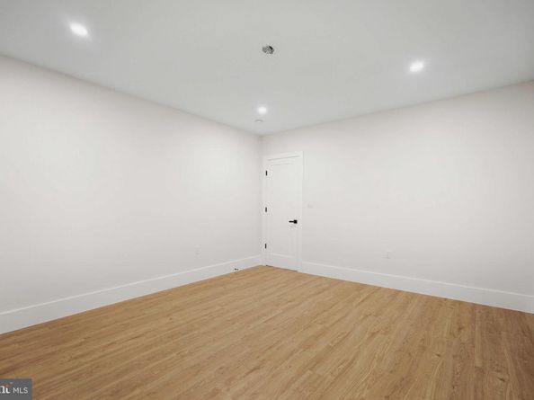 6818 Barrett Road, Falls Church VA 22042