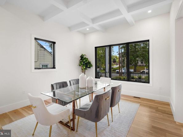 6818 Barrett Road, Falls Church VA 22042