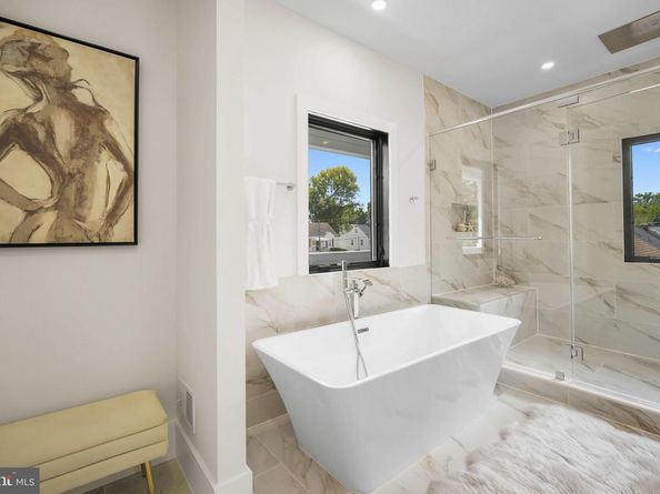 6818 Barrett Road, Falls Church VA 22042