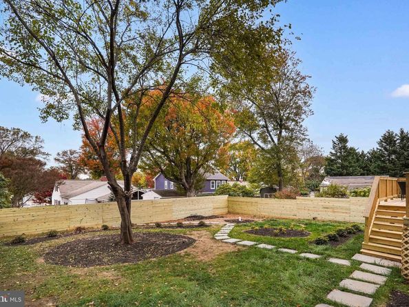 6818 Barrett Road, Falls Church VA 22042