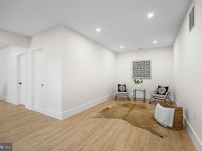 6818 Barrett Road, Falls Church VA 22042