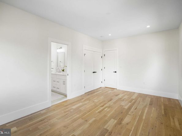 6818 Barrett Road, Falls Church VA 22042