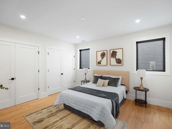 6818 Barrett Road, Falls Church VA 22042