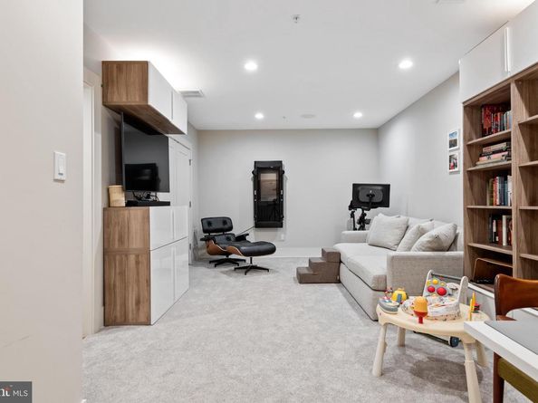 5117 Willet Bridge Road, Bethesda MD 20816