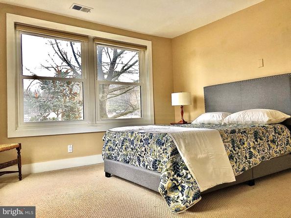 4840 Macarthur Boulevard NW 501, Washington DC 20007
