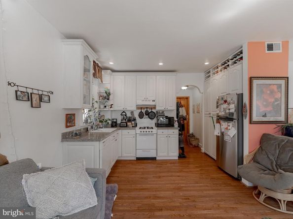 1108 Locust Street, Philadelphia PA 19107