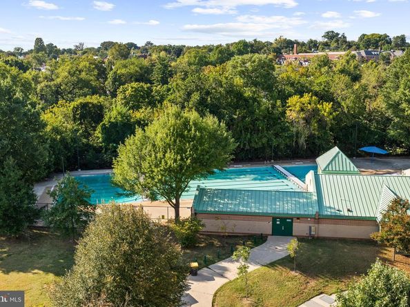 1275 25TH Street NW 610, Washington DC 20037
