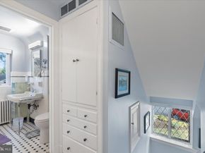2630 S Lynn Street, Arlington VA 22202