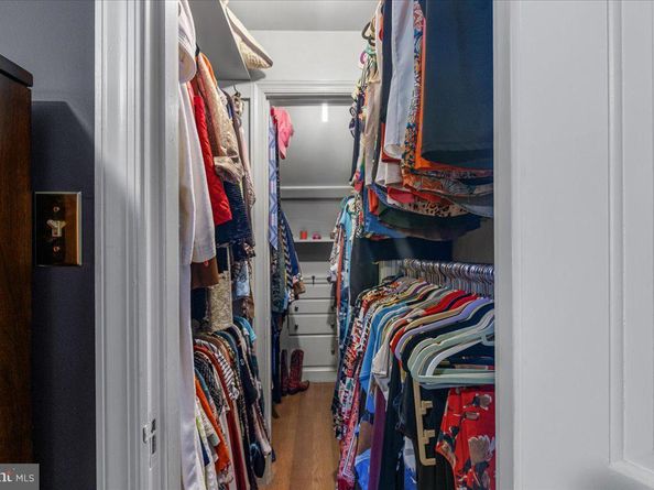 2630 S Lynn Street, Arlington VA 22202