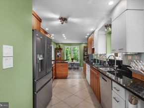 2630 S Lynn Street, Arlington VA 22202