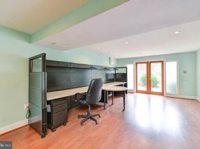 6420 Crosswoods Drive, Falls Church VA 22044
