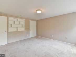 6420 Crosswoods Drive, Falls Church VA 22044