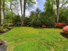 6420 Crosswoods Drive, Falls Church VA 22044