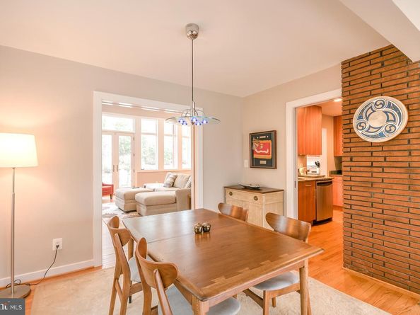 6420 Crosswoods Drive, Falls Church VA 22044