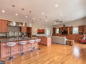 6420 Crosswoods Drive, Falls Church VA 22044