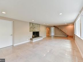6420 Crosswoods Drive, Falls Church VA 22044