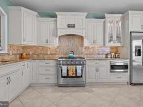 38 Mcconkey Drive, Washington Crossing PA 18977