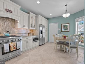 38 Mcconkey Drive, Washington Crossing PA 18977