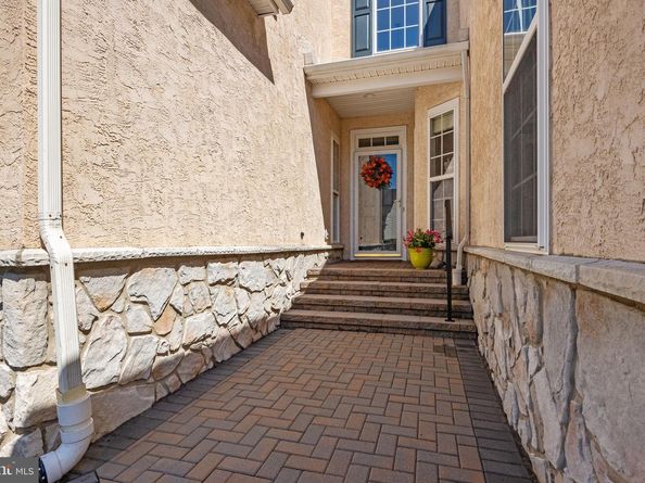 38 Mcconkey Drive, Washington Crossing PA 18977