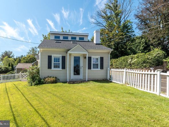 339 E Ashland Street, Doylestown PA 18901