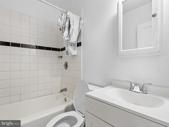 305 34TH Street SE, Washington DC 20019