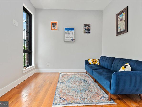 412 Sepviva Street, Philadelphia PA 19125