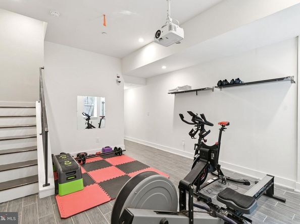 2407 Manton Street, Philadelphia PA 19146