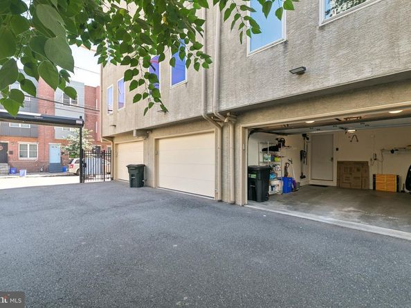 2407 Manton Street, Philadelphia PA 19146