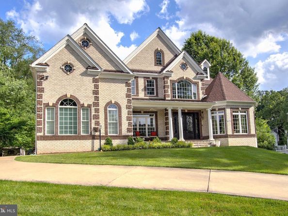 9813 Sunrise Road, Vienna VA 22181