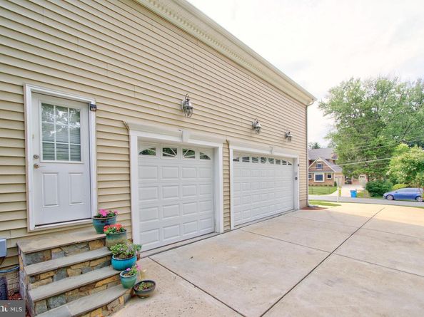 9813 Sunrise Road, Vienna VA 22181