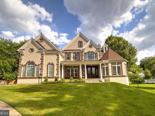 9813 Sunrise Road, Vienna VA 22181
