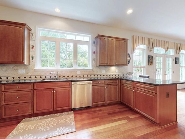 9813 Sunrise Road, Vienna VA 22181